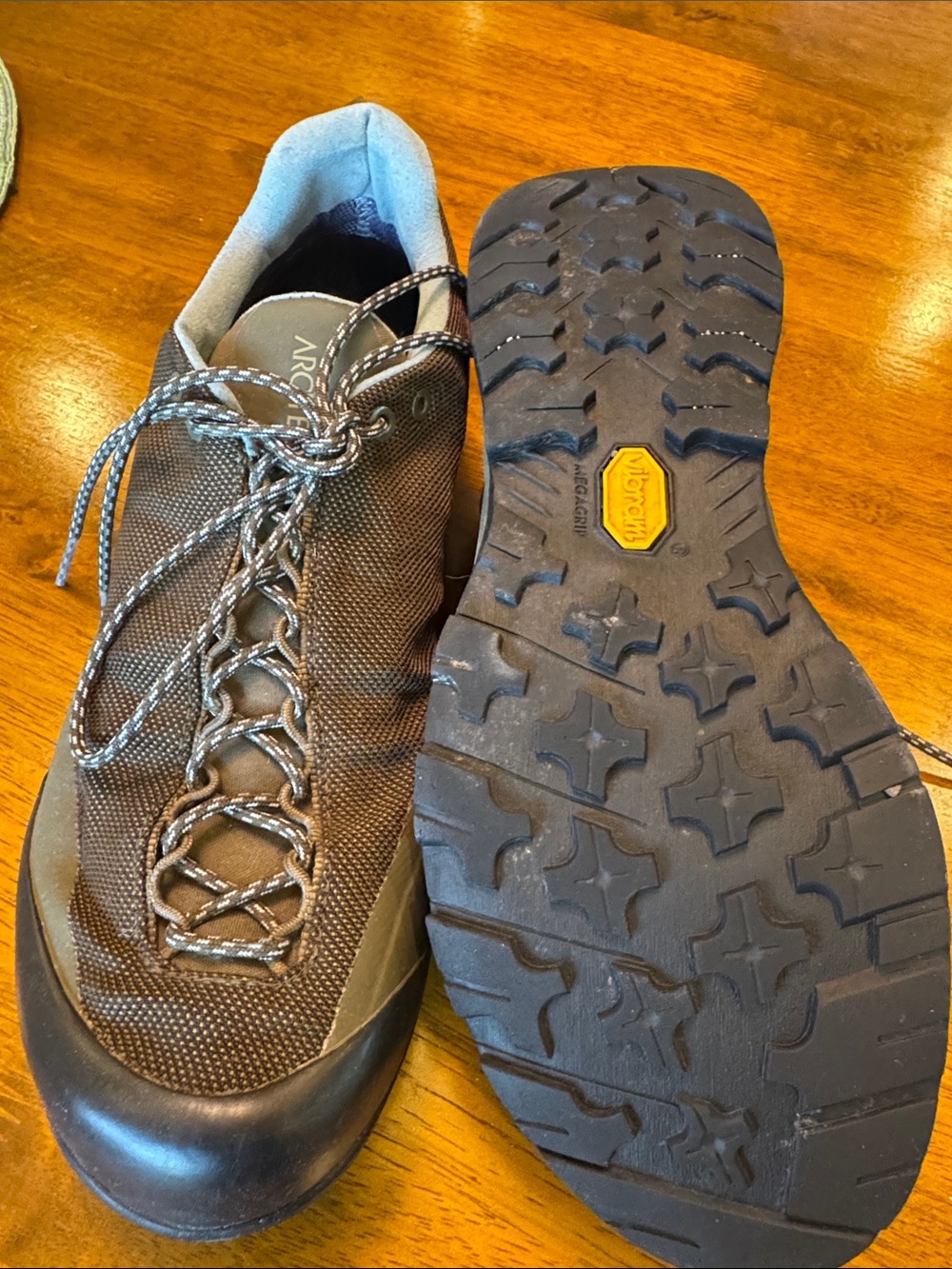 Arc'teryx Konseal FL Women's Brown and Gray Trail Shoes - Picture 5 of 8